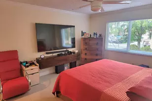 8140 SW 24th St, North Lauderdale, FL 33068 - Photo 9