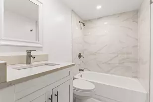 507 Meadows Cir, Boynton Beach, FL 33436 - Photo 17