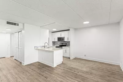 507 Meadows Circle, Boynton Beach, FL 33436 - Photo 9