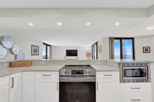 5420 N Ocean Dr, Singer Island, FL 33404 - Photo 11