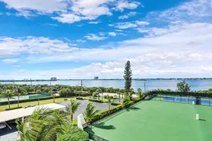 5420 N Ocean Dr, Singer Island, FL 33404 - Photo 37