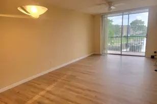 7900 NW 50th St, Lauderhill, FL 33351 - Photo 5