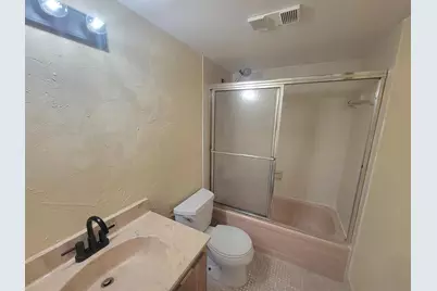 7900 NW 50th Street #304, Lauderhill, FL 33351 - Photo 13