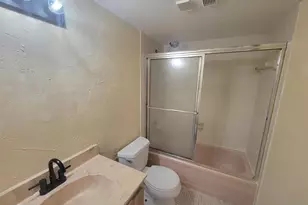 7900 NW 50th St, Lauderhill, FL 33351 - Photo 13