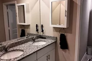 5786 SE Edgewater Cir, Stuart, FL 34997 - Photo 11