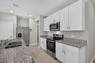 5786 SE Edgewater Cir, Stuart, FL 34997 - Photo 51