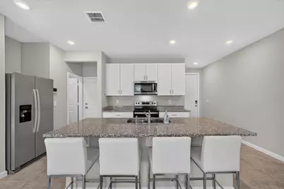 5786 SE Edgewater Circle, Stuart, FL 34997 - Photo 7