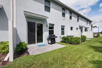 5786 SE Edgewater Circle, Stuart, FL 34997 - Photo 29