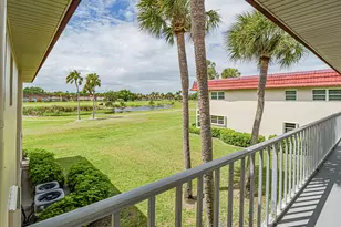 27 Pine Arbor Ln, Vero Beach, FL 32962 - Photo 3