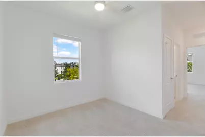 8618 Via Mar Rosso, Lake Worth, FL 33467 - Photo 11