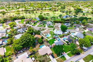 246 Natchez Ct, Royal Palm Beach, FL 33411 - Photo 39