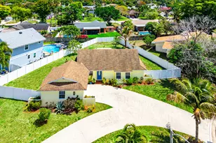 246 Natchez Ct, Royal Palm Beach, FL 33411 - Photo 35