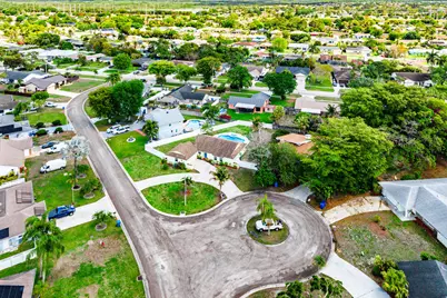 246 Natchez Court, Royal Palm Beach, FL 33411 - Photo 41