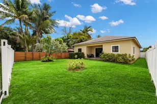 4105 SW 23rd St, West Park, FL 33023 - Photo 75