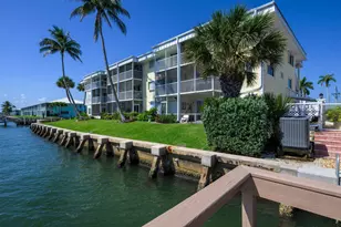 101 Doolen Ct, North Palm Beach, FL 33408 - Photo 1