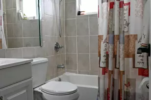 8610 NW 27th Pl, Sunrise, FL 33322 - Photo 25