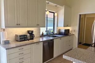 204 Cape Pointe Cir, Jupiter, FL 33477 - Photo 11