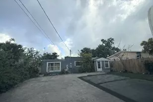 2686 Summit Blvd, West Palm Beach, FL 33406 - Photo 3