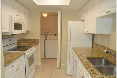 900 S Crestwood Ct Court S #908, Royal Palm Beach, FL 33411 - Photo 5