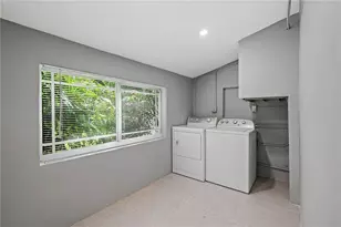 1424 SW 18th St, Fort Lauderdale, FL 33315 - Photo 9