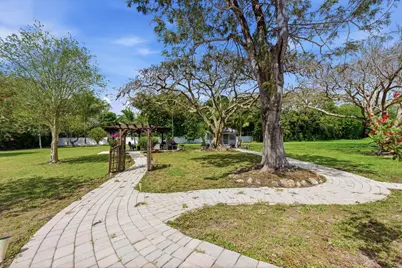 14290 SW 31st Court, Davie, FL 33330 - Photo 43