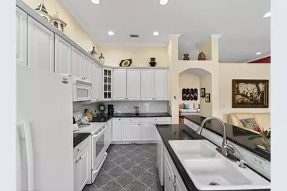 608 SW Calamondin Way Way SW, Vero Beach, FL 32968 - Photo 13