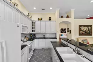 608 SW Calamondin Way Way SW, Vero Beach, FL 32968 - Photo 13