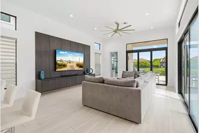 9801 Rennes Lane, Delray Beach, FL 33446 - Photo 19