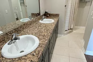 13400 74th Ave N, Seminole, FL 33776 - Photo 11