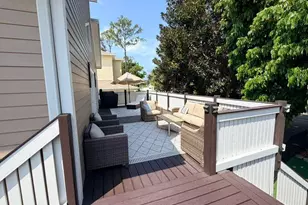 13400 74th Ave N, Seminole, FL 33776 - Photo 9