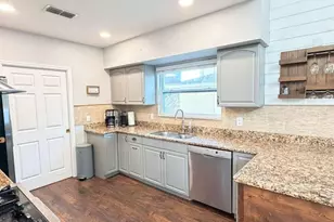 13400 74th Ave N, Seminole, FL 33776 - Photo 15