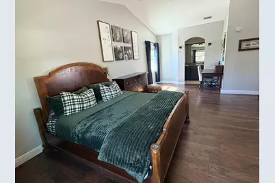 13400 74th Avenue N, Seminole, FL 33776 - Photo 9