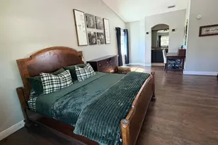 13400 74th Ave N, Seminole, FL 33776 - Photo 9