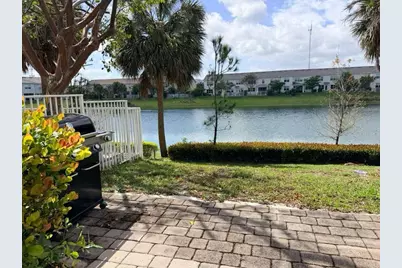 4924 Greenway Drive, Hollywood, FL 33021 - Photo 7