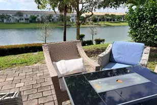 4924 Greenway Dr, Hollywood, FL 33021 - Photo 1