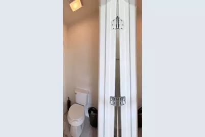 4924 Greenway Drive, Hollywood, FL 33021 - Photo 35