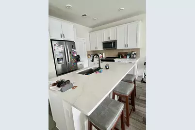 4924 Greenway Drive, Hollywood, FL 33021 - Photo 9