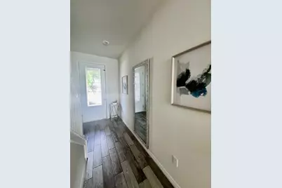 4924 Greenway Drive, Hollywood, FL 33021 - Photo 17
