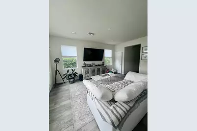 4924 Greenway Drive, Hollywood, FL 33021 - Photo 15