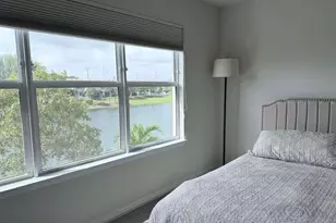 4924 Greenway Dr, Hollywood, FL 33021 - Photo 47