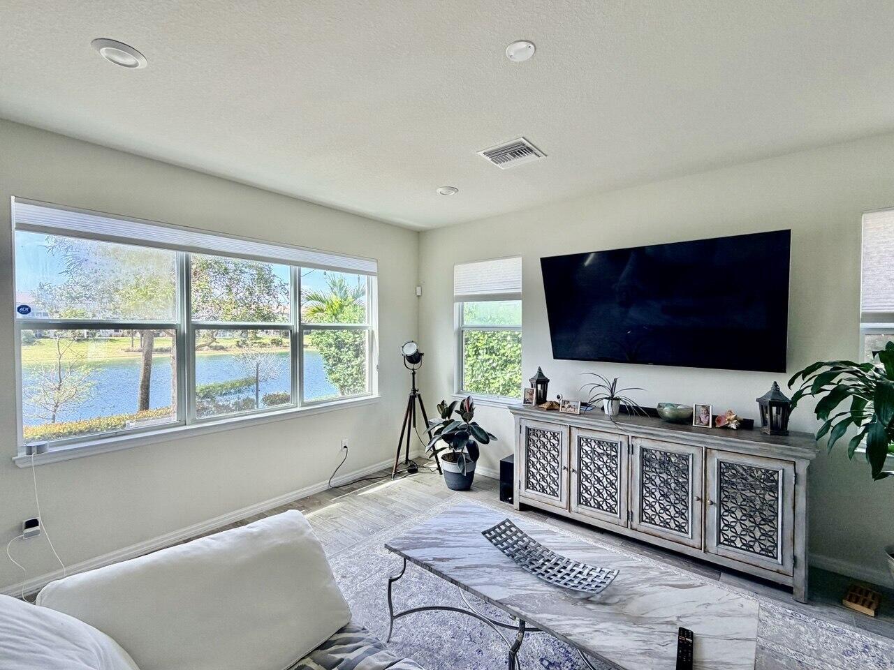 4924 Greenway Dr - 4924 Greenway Dr, Hollywood, FL 33021 Luxury Property | Jose Angel Pina