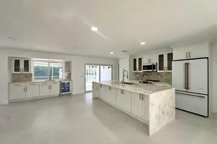 359 Country Club Dr, Tequesta, FL 33469 - Photo 13