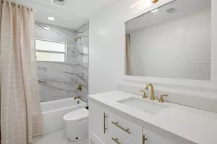 359 Country Club Dr, Tequesta, FL 33469 - Photo 17