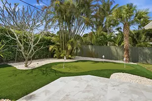 359 Country Club Dr, Tequesta, FL 33469 - Photo 33