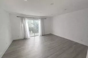 809 W Oakland Park Blvd, Oakland Park, FL 33311 - Photo 3