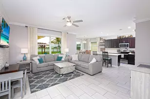 7742 NW Gladwell Ln, Port Saint Lucie, FL 34987 - Photo 11