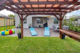 7742 NW Gladwell Ln, Port Saint Lucie, FL 34987 - Photo 37