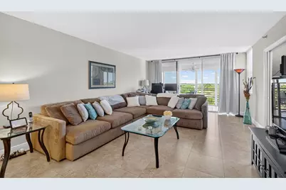 3499 Oaks Way #703, Pompano Beach, FL 33069 - Photo 7