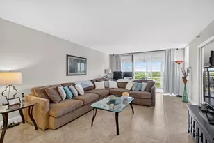 3499 Oaks Way, Pompano Beach, FL 33069 - Photo 7