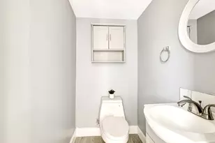 448 Roseland Dr, West Palm Beach, FL 33405 - Photo 5